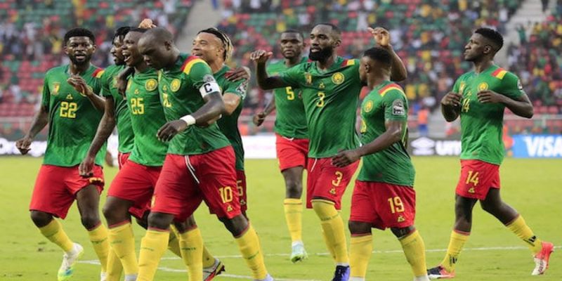 Tất cả yêu cầu để đội tuyển tham dự mùa giải